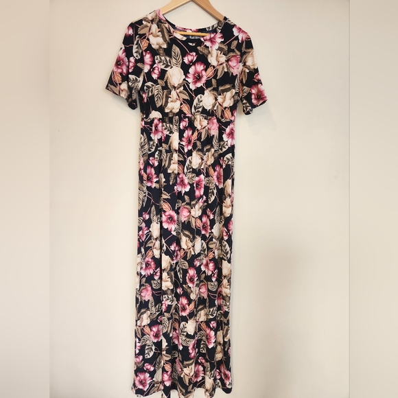 Pink Blush Maxi Dress, Maternity, XL, Hawaiian Floral, Stretchy - Picture 1 of 3